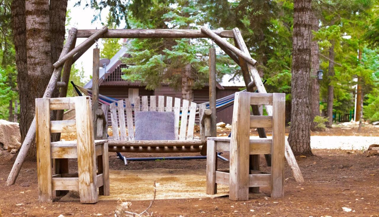 Charming Blue Farmhouse Cabin Duck Creek Village Экстерьер фото